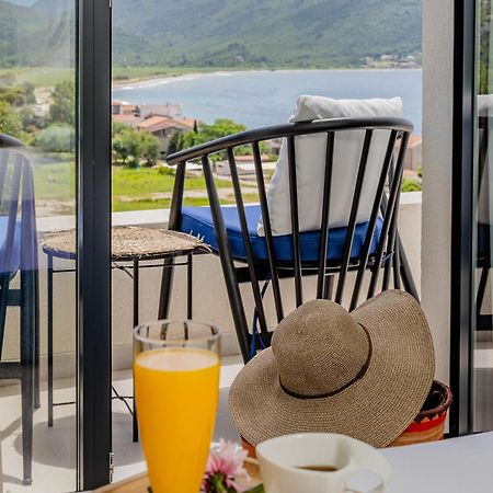 Hotel Aquilo Петровац Экстерьер фото